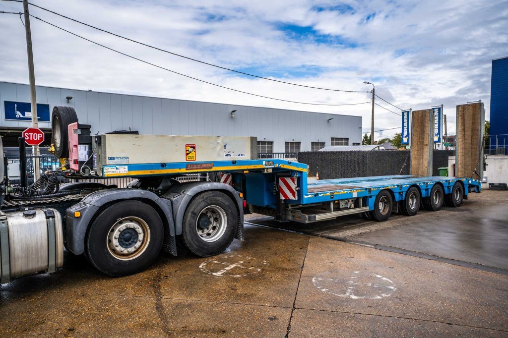 MAX TRAILER MAX TRAILER 110-F-S44+3XSTEERING/DIR. 2016 E64671 Max Trailer MAX TRAILER 110-F-S44+3XSTEERING/DIR. 2016 1