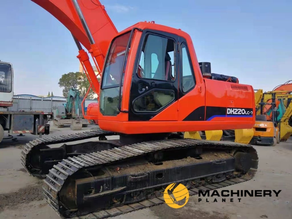 DOOSAN DH220LC Used Crawler Excavator Hot Sale DH220LC 2019 1 Crawler Excavators image 4