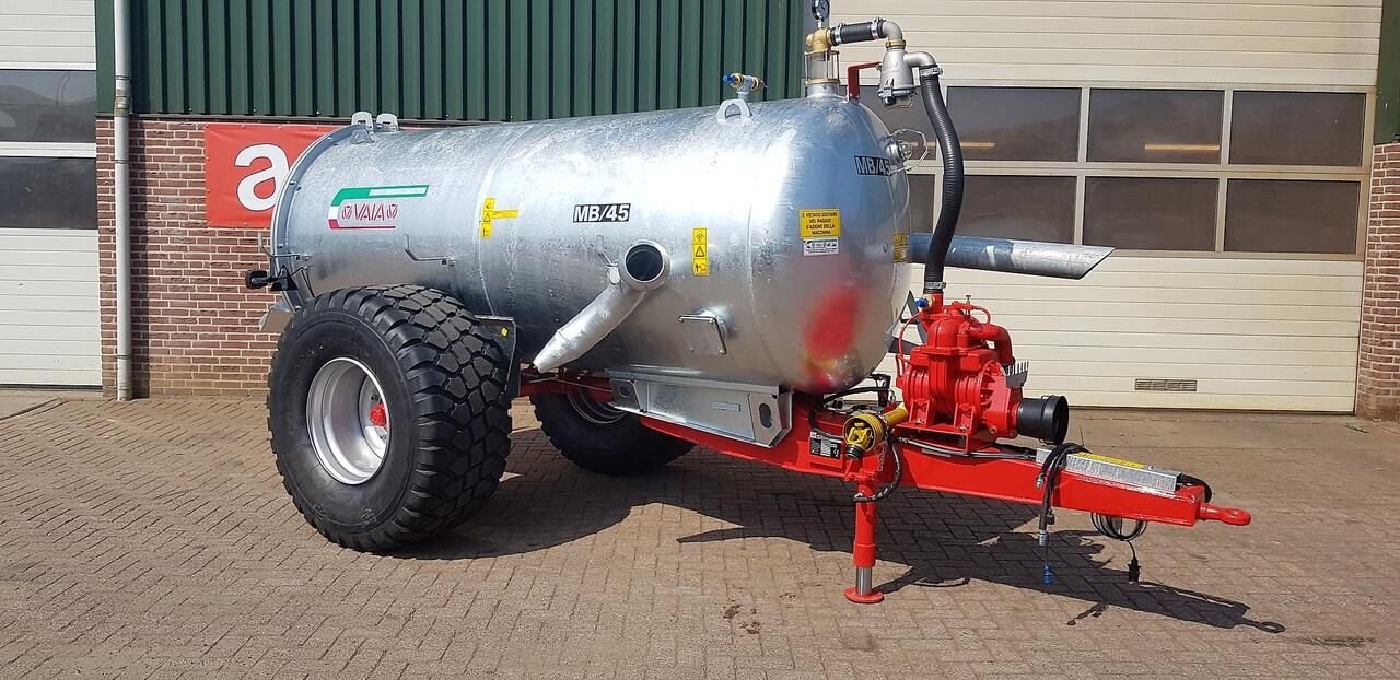 Vaia MB 45 Water tank 2017 7174 Vaia MB 45 Water tank 2017 0