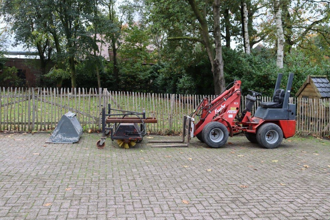 Articulated loader Fuchs F853H Diesel 21kW 2004 2004 Fuchs F853H 2004 1