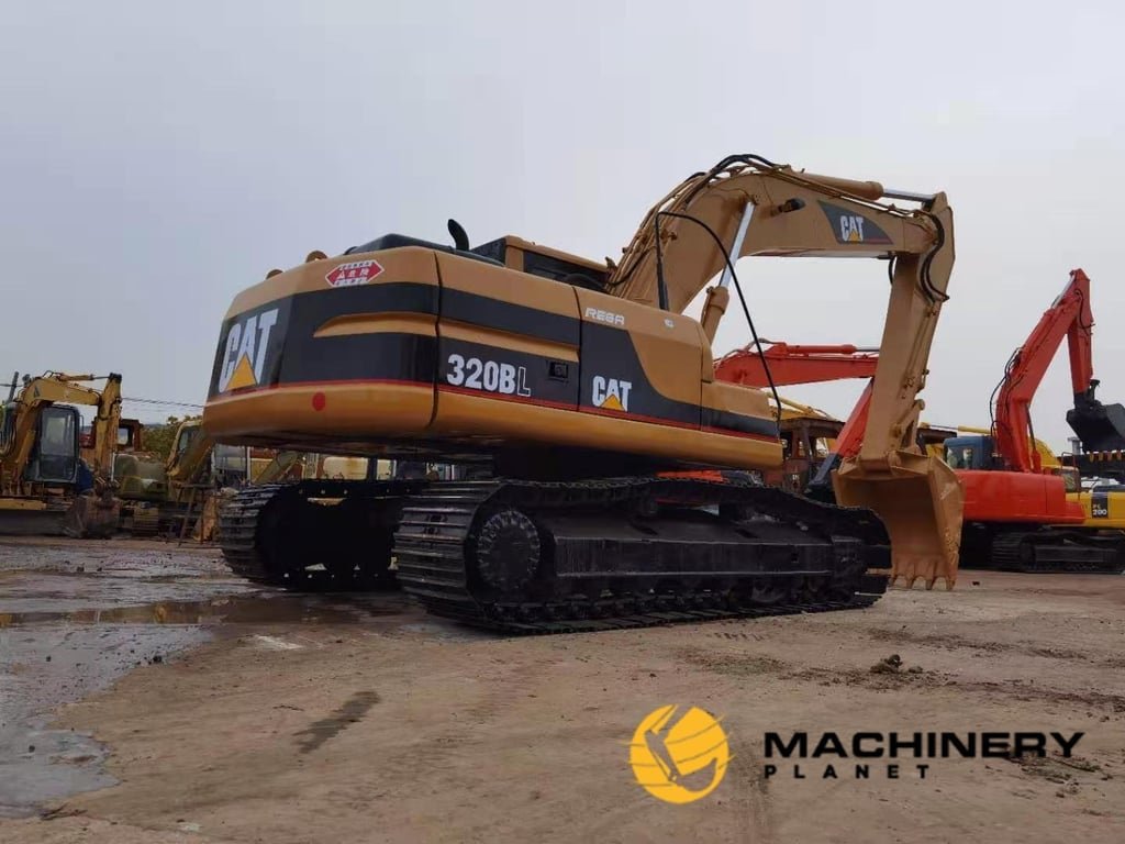 320BL Caterpillar Used Crawler Excavator 20tons LOW PRICE 320BL 2018 1 Crawler Excavators image 3