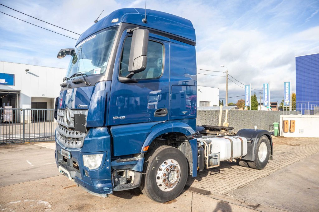 MERCEDES AROCS 1843 LS ( NO ACTROS) +HYDRAULIQUE 2015 E62897 AROCS 1843 LS ( NO ACTROS) +HYDRAULIQUE 2015 1