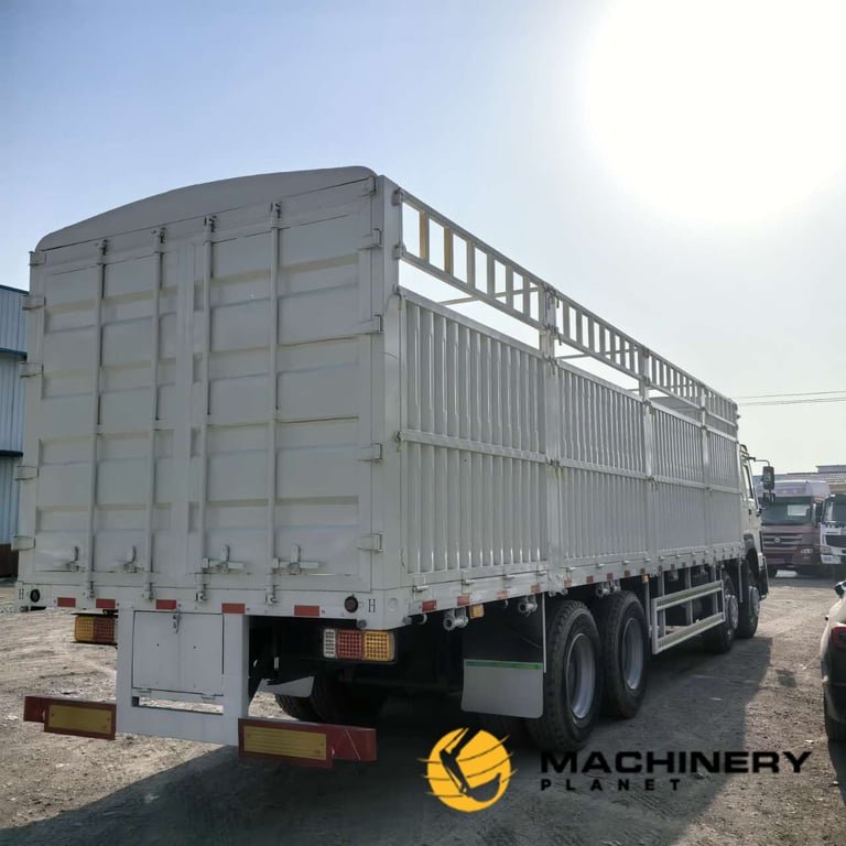 HOWO 371HP 6X4 Tractor Trailers Good Quality Hot Sale 371HP 6X4 Trailers 2024 1 image 2