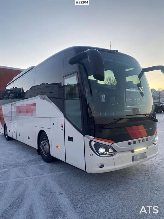 Setra S 515 HD bus w/ 49+2+1 seats, and low km condition 2017 22204 Setra S 515 HD bus w/ 49+2+1 seats, and low km conditi...