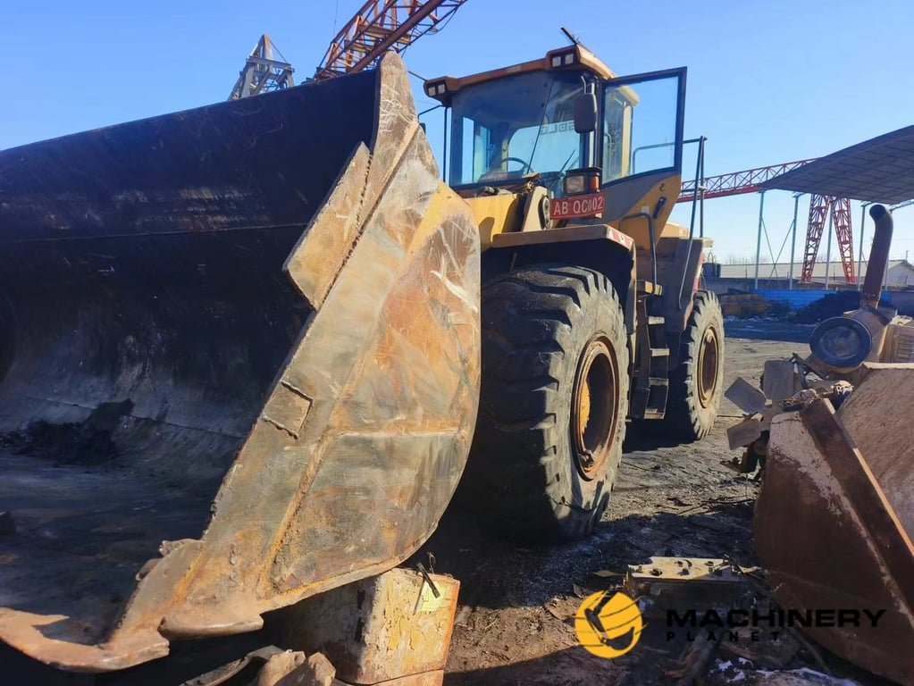 SDLG LG978 Loader Used Good Condition For Sale LG978 2017 1 Wheel Loaders image 2