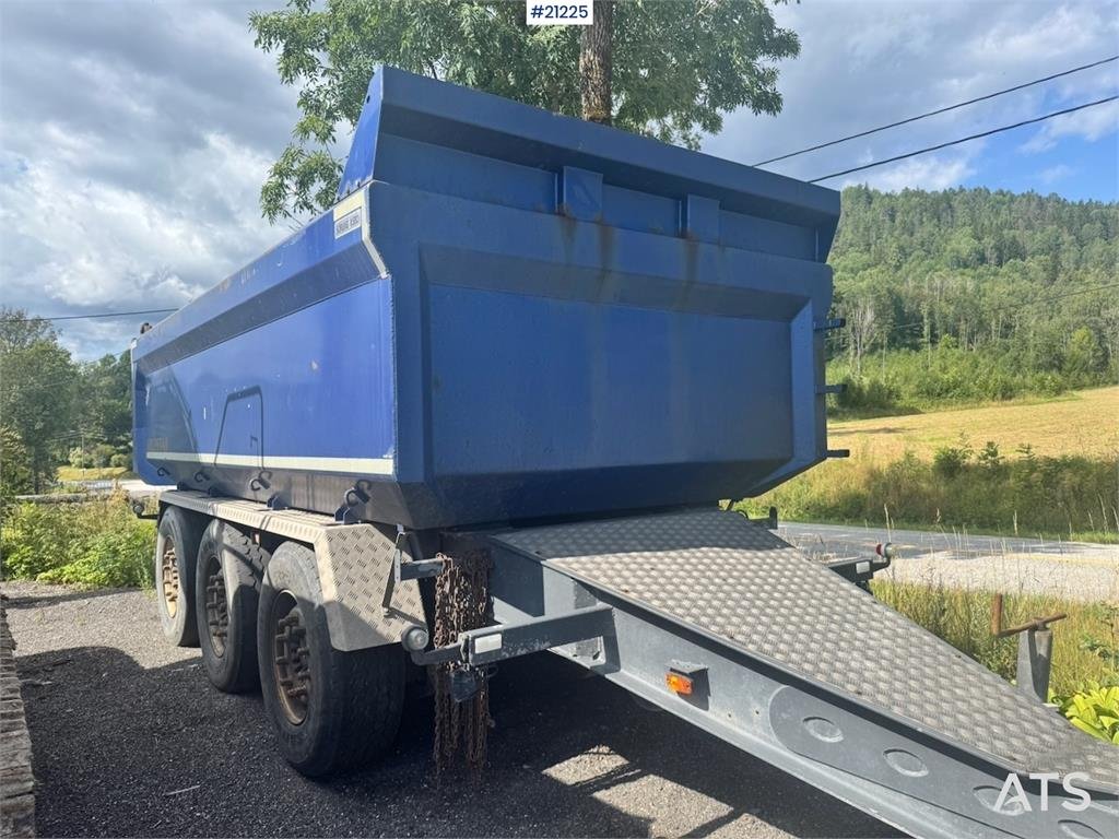 Maur Trailer. 2014 21225 Maur Trailer. 2014 1 Dump trailers