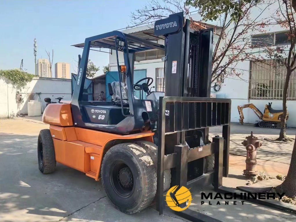 Toyota Forklift 6 Tons Good Quality For Sale 7FDA60 2019 1 Forklift