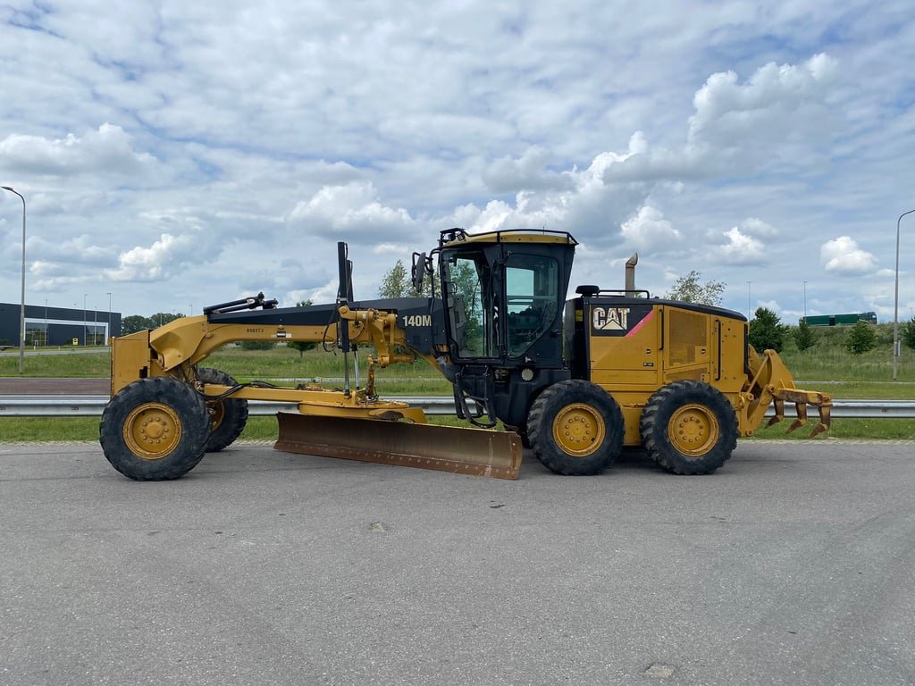 Caterpillar 140M Ripper + Pushblock 2008 00031069 140M Ripper + Pushblock 2008 1