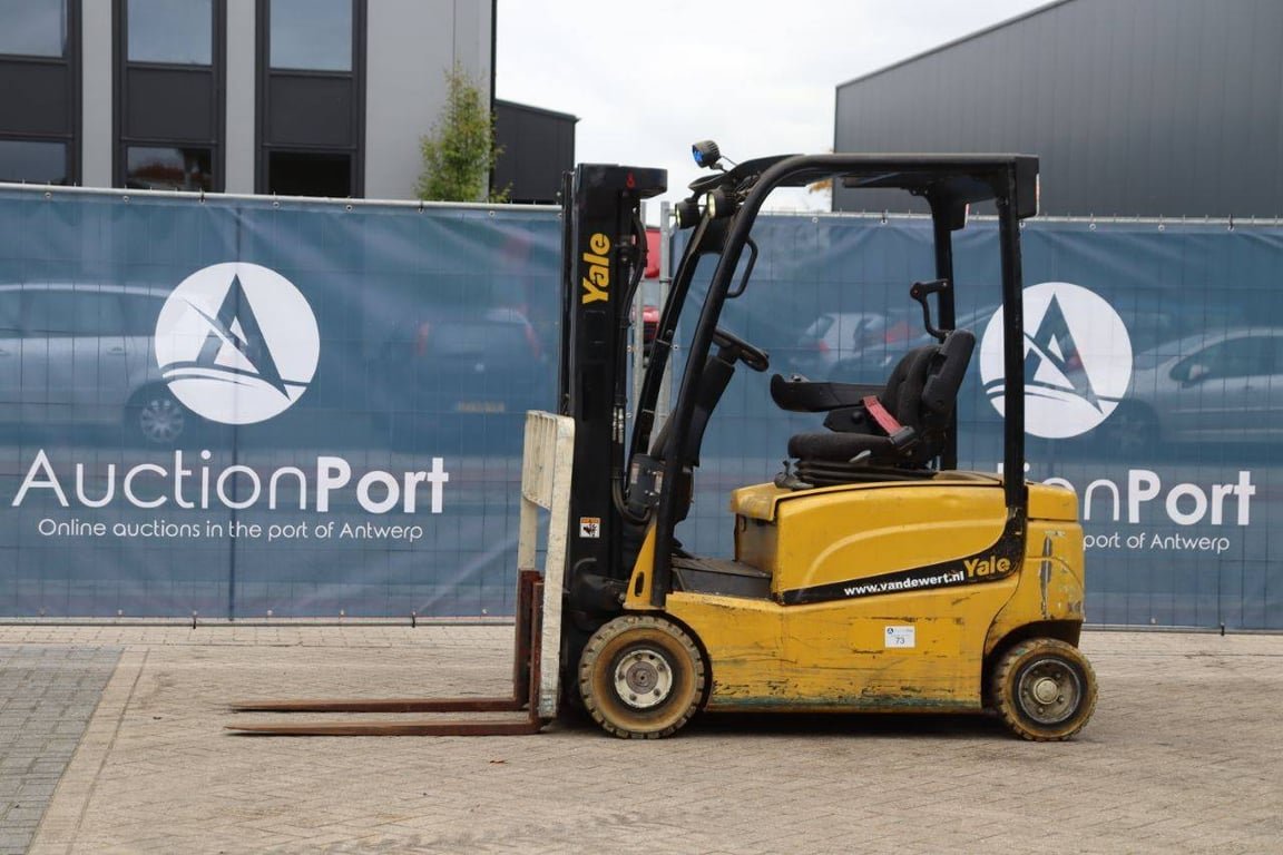 Forklift Yale ERP16VF Electric 1570kg 4.6m 2016 2016 ERP16VF 2016 1 Forklift