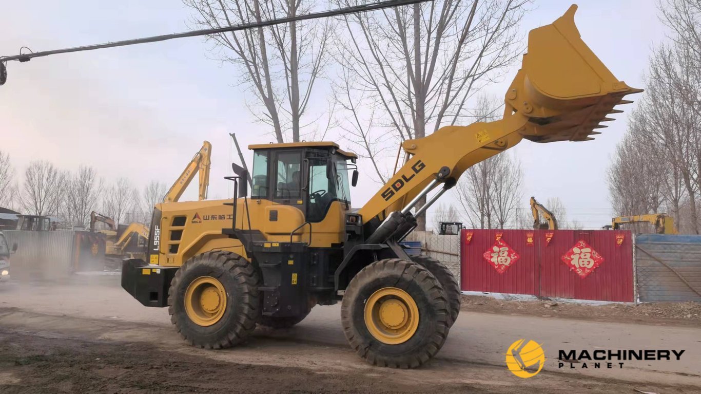 SDLG LG955F Loader Used Good Condition For Sale LG955F 2019 1 Wheel Loaders image 4