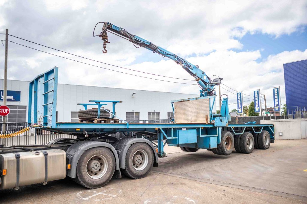 KENNIS KRAAN/CRANE/GRUE/KRAN - KENNIS 14 TON/M 1987 E62387 Kennis KRAAN/CRANE/GRUE/KRAN - KENNIS 14 TON/M 1987 1 Crane trucks
