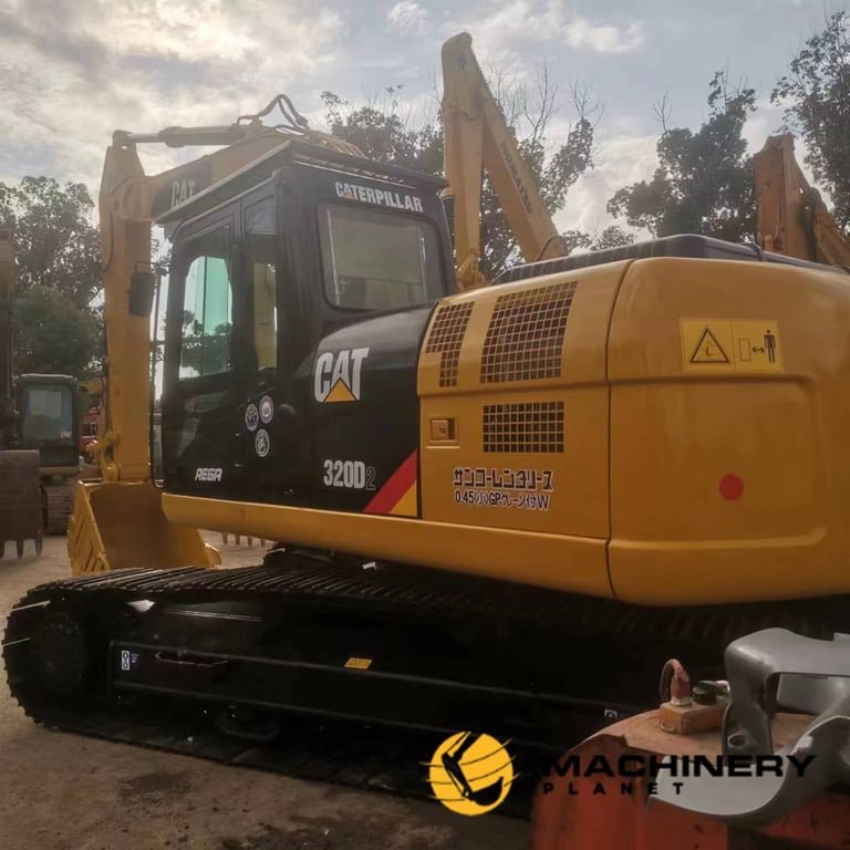 320D2 Caterpillar Used Crawler Excavator 20tons LOW PRICE 320D2 2019 1 Crawler Excavators image 4