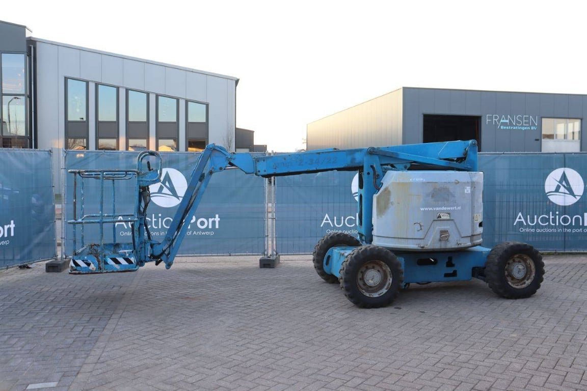 Articulating boom lift Genie Z-34/22 Diesel 12m Z-34/22 1