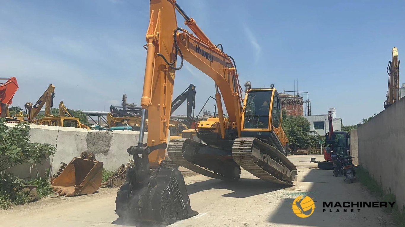HYUNDAI R220LC-9S Used Crawler Excavator Original Good Condition R220LC-9S 2019 1 Crawler Excavators