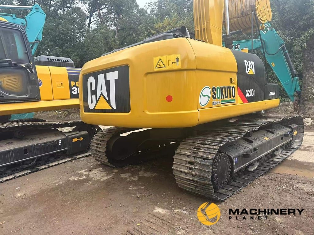 320D2 Caterpillar Used Crawler Excavator 20tons LOW PRICE 320D2 2019 1 Crawler Excavators image 5
