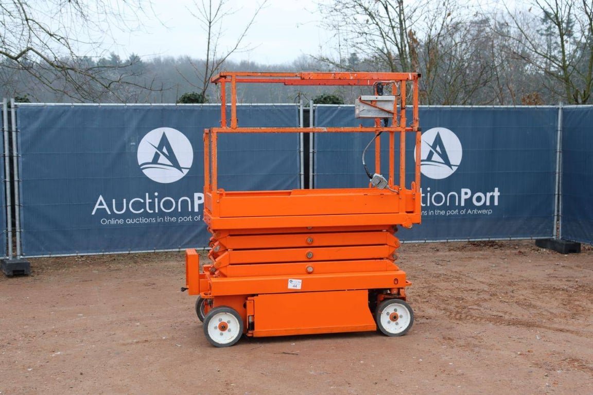 Scissor Lift Skyjack SJ3219 Electric 7.8m 2015 2015 SJ3219 2015 1 Scissor Lifts