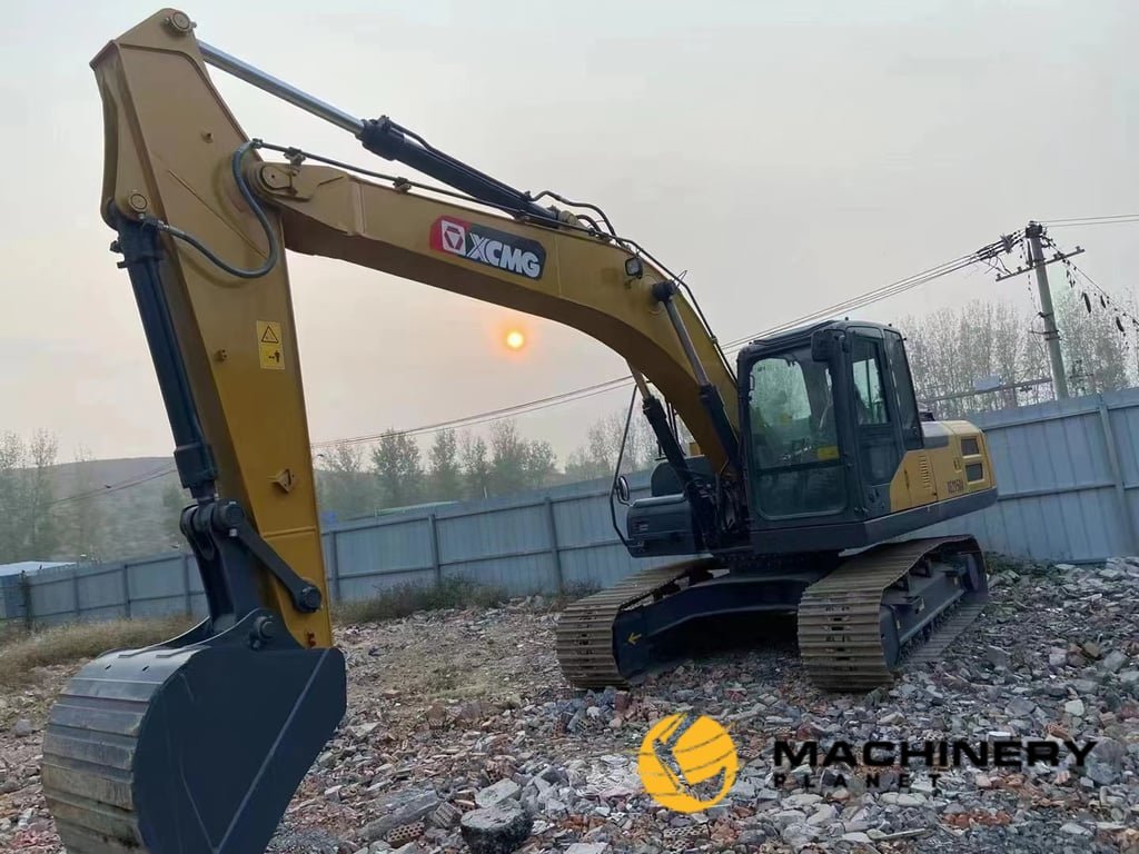 XCMG XE215DA Crawler Excavator Used Good Condition For Sale XE215DA 2018 1 Crawler Excavators
