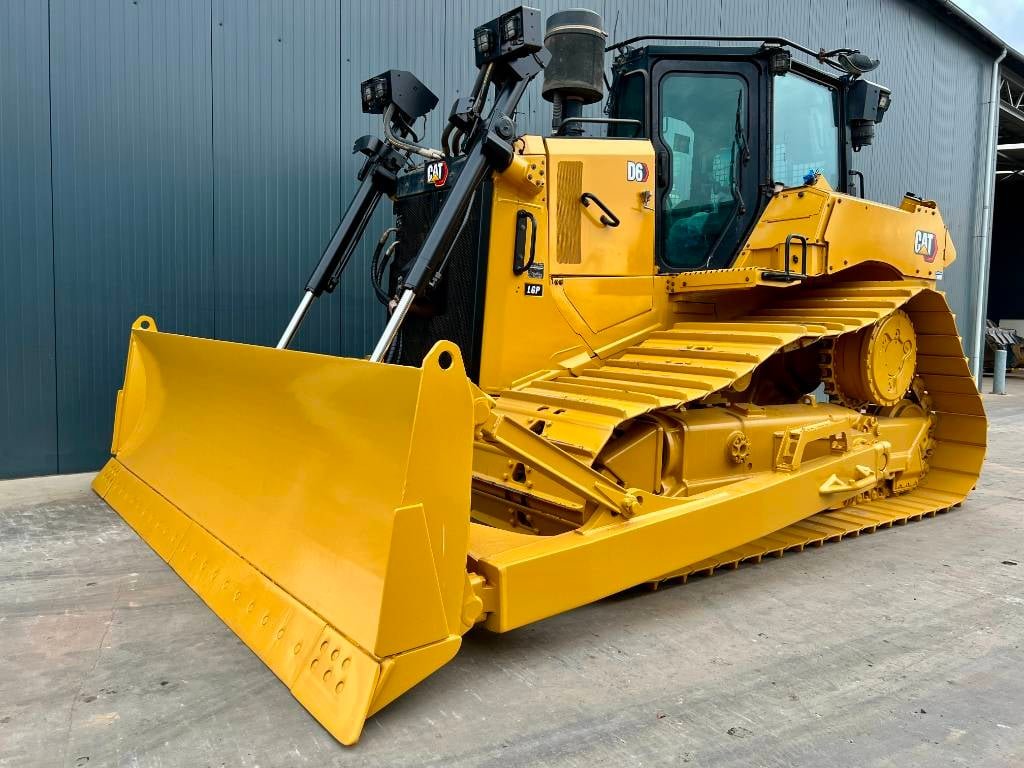 CAT D6 LGP - CE 2020 207520 D6 LGP - CE 2020 1 Dozers