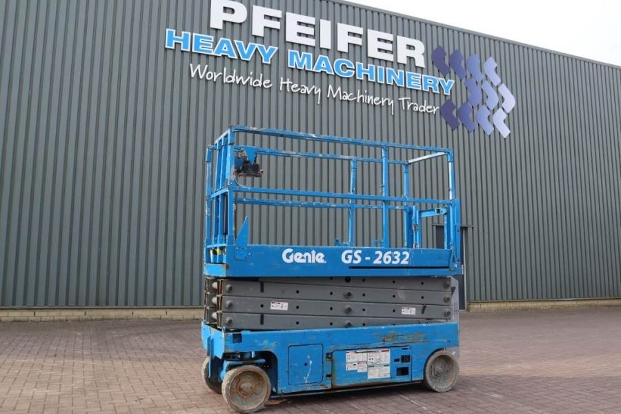 Genie GS2632 Electric, Working Height 10m, 227kg Capacit 2007 GENIE - GS2632 - 62729 GS2632 Electric, Working Height 10m, ...