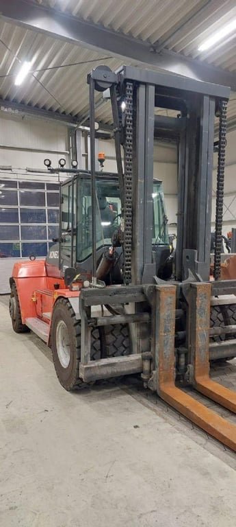 SMV 16-1200C 2019 D4173 SMV 16-1200C 2019 1 Forklift