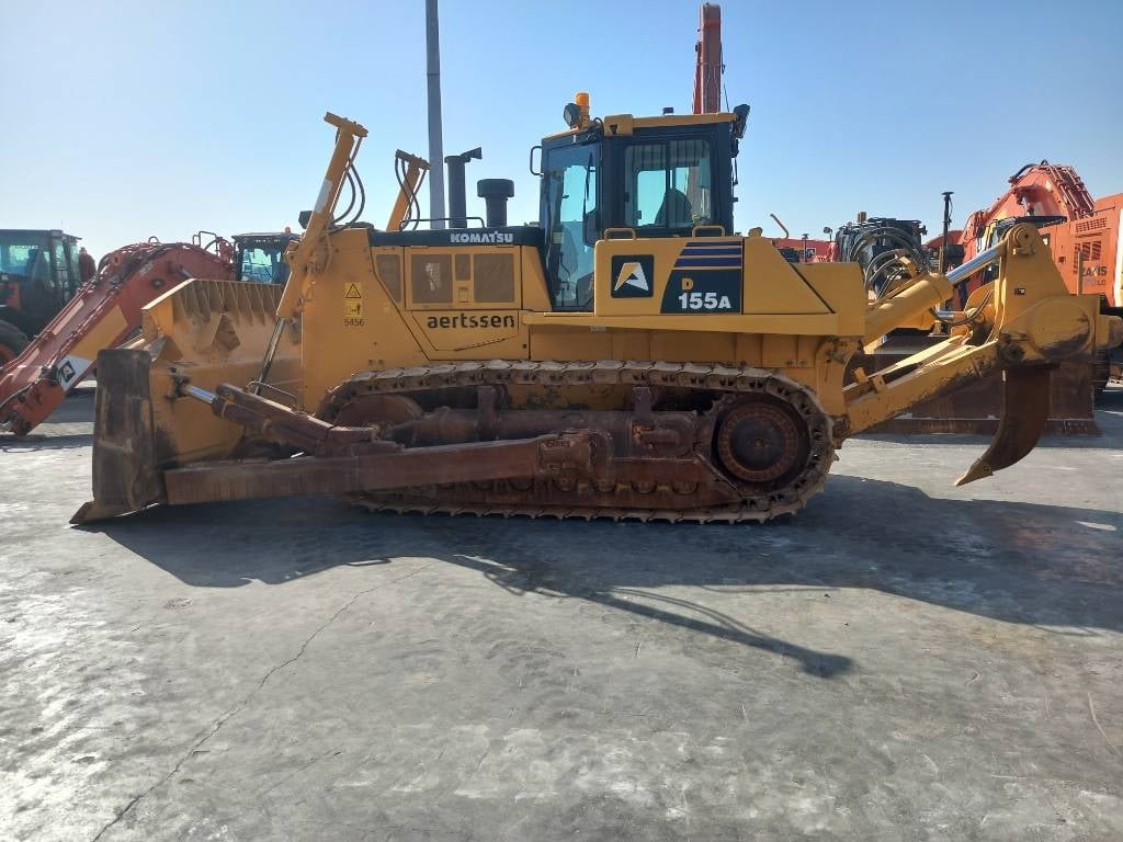 Komatsu D155A-6R (4 pcs available in Abu Dhabi) 2024 ETR-1192 D155A-6R (4 pcs available in Abu Dhabi) 2024 1 Dozers