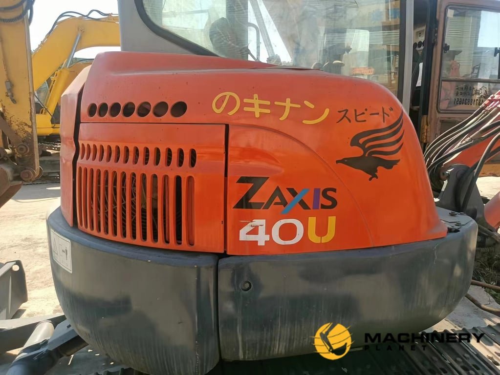 Hitachi ZX40U Mini Crawler Excavator 4 TONS LOW PRICE ZX40U 2020 1 Crawler Excavators image 4