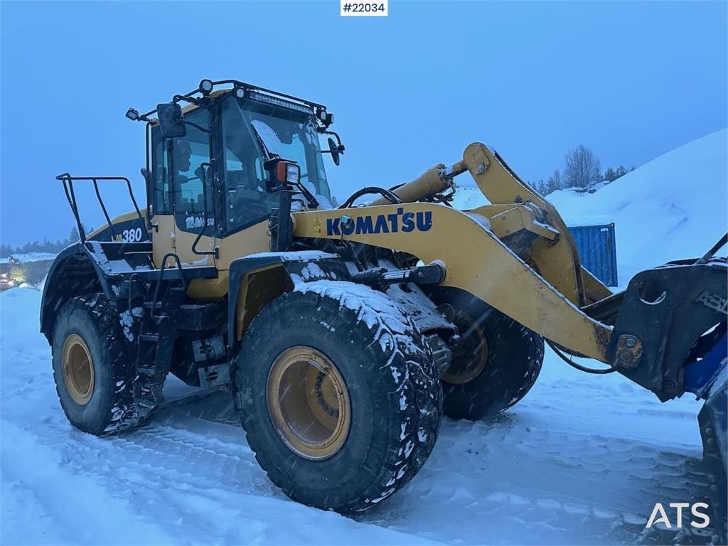 Komatsu WA380-7 wheel loader w/ bucket, scale, summer and 2016 22034 WA380-7 wheel loader w/ bucket, scale, summer and 201...