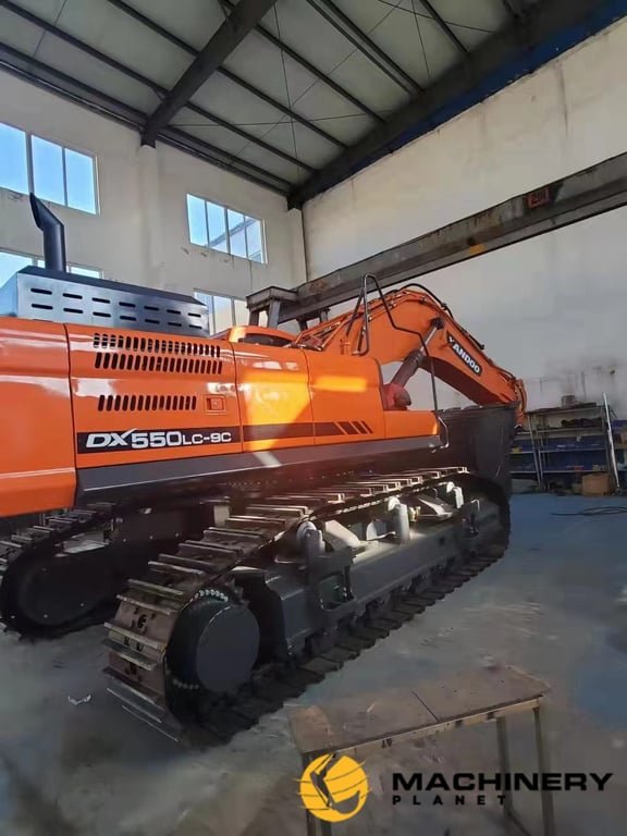 DOOSAN DX550LC-9 42 TONS Used Crawler Excavator Hot Sale DX550LC-9 2019 1 Crawler Excavators