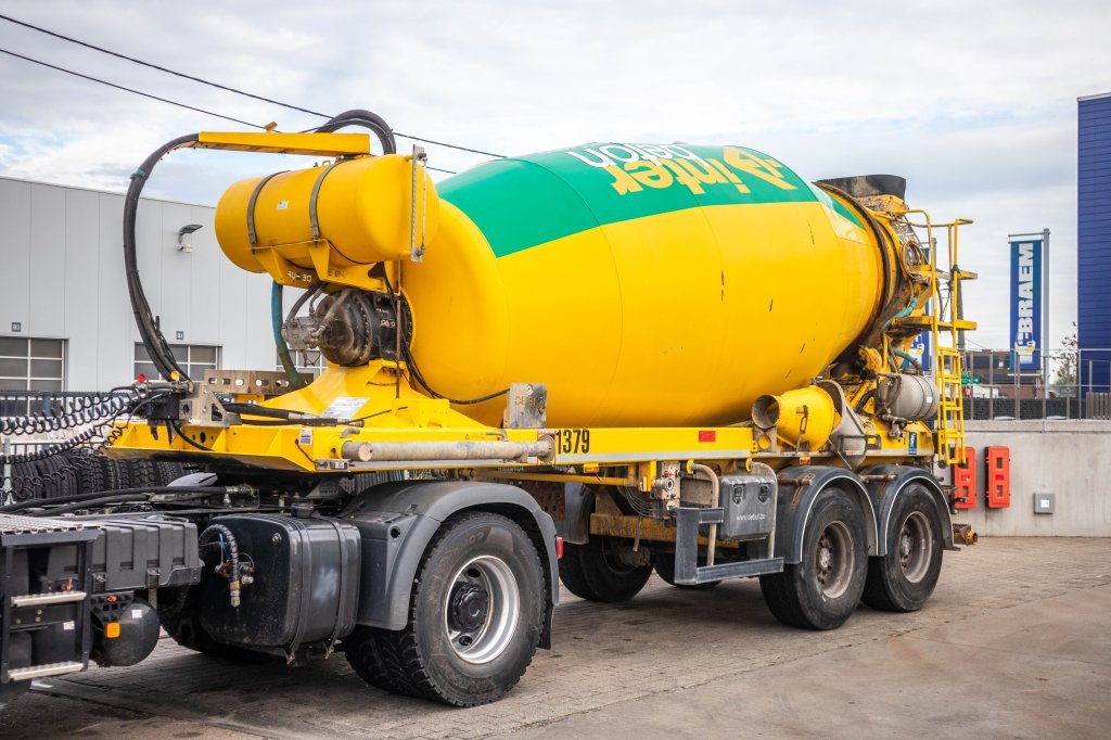 DE BUF BETON MIXER/MALAXEUR/MISCHER10M3 2015 E61059 De Buf BETON MIXER/MALAXEUR/MISCHER10M3 2015 1