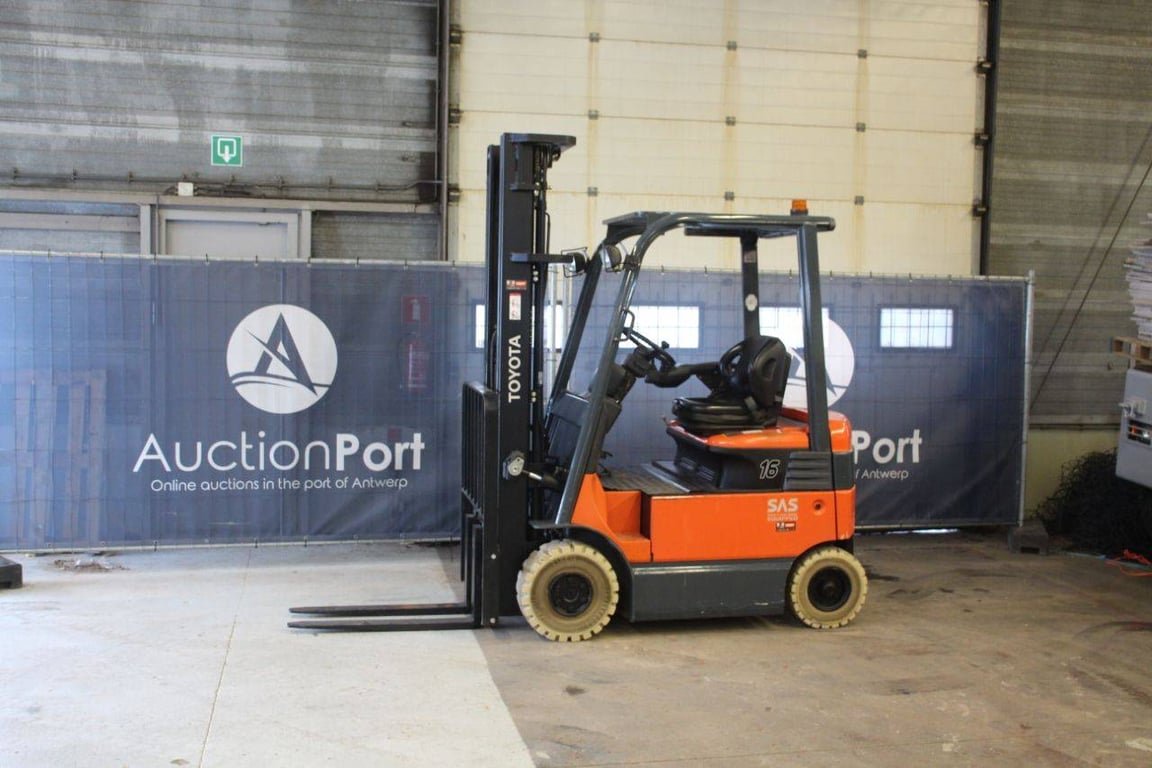 Forklift Toyota 7FBMF16 Electric 1360kg 6m 2006 2006 7FBMF16 2006 1 Forklift