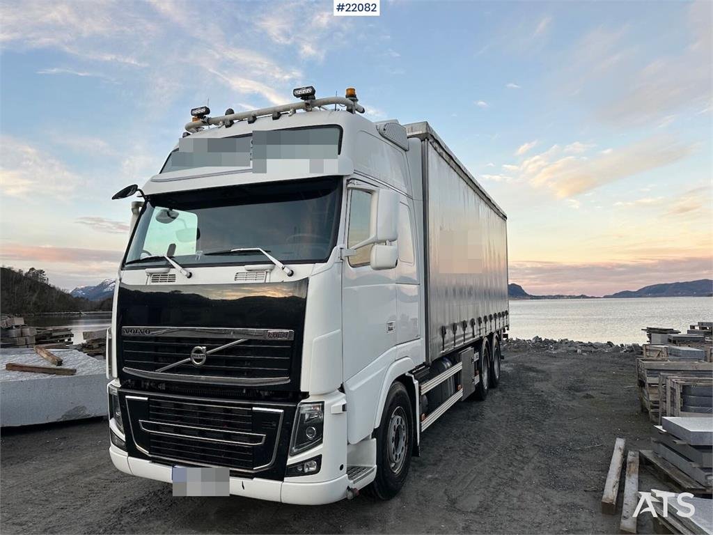Volvo FH16 700 Tandem Box Truck with Lift and Onspot 2011 22082 FH16 700 Tandem Box Truck with Lift and Onspot 2011 1
