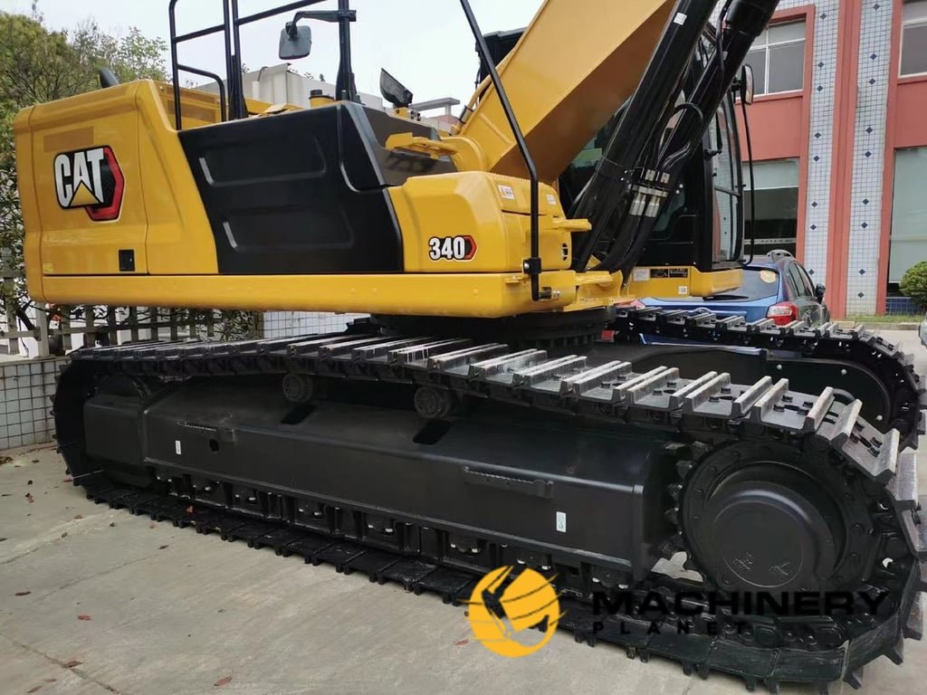 CAT 340 340 2024 2 Crawler Excavators image 4