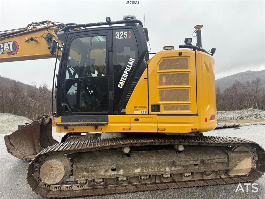 CAT 325 2021 21981 325 2021 1 Crawler Excavators