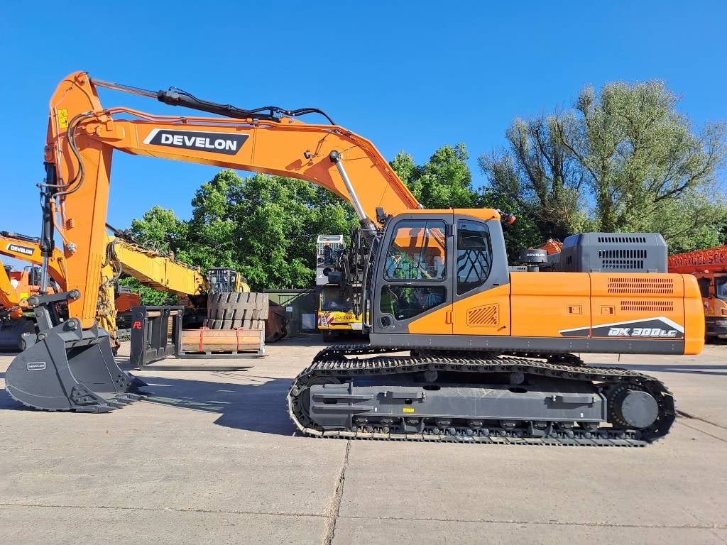Develon DX 300 LC-7M (UNUSED, more pieces available) 2025 ATR-1933 Develon DX 300 LC-7M (UNUSED, more pieces available) 20...