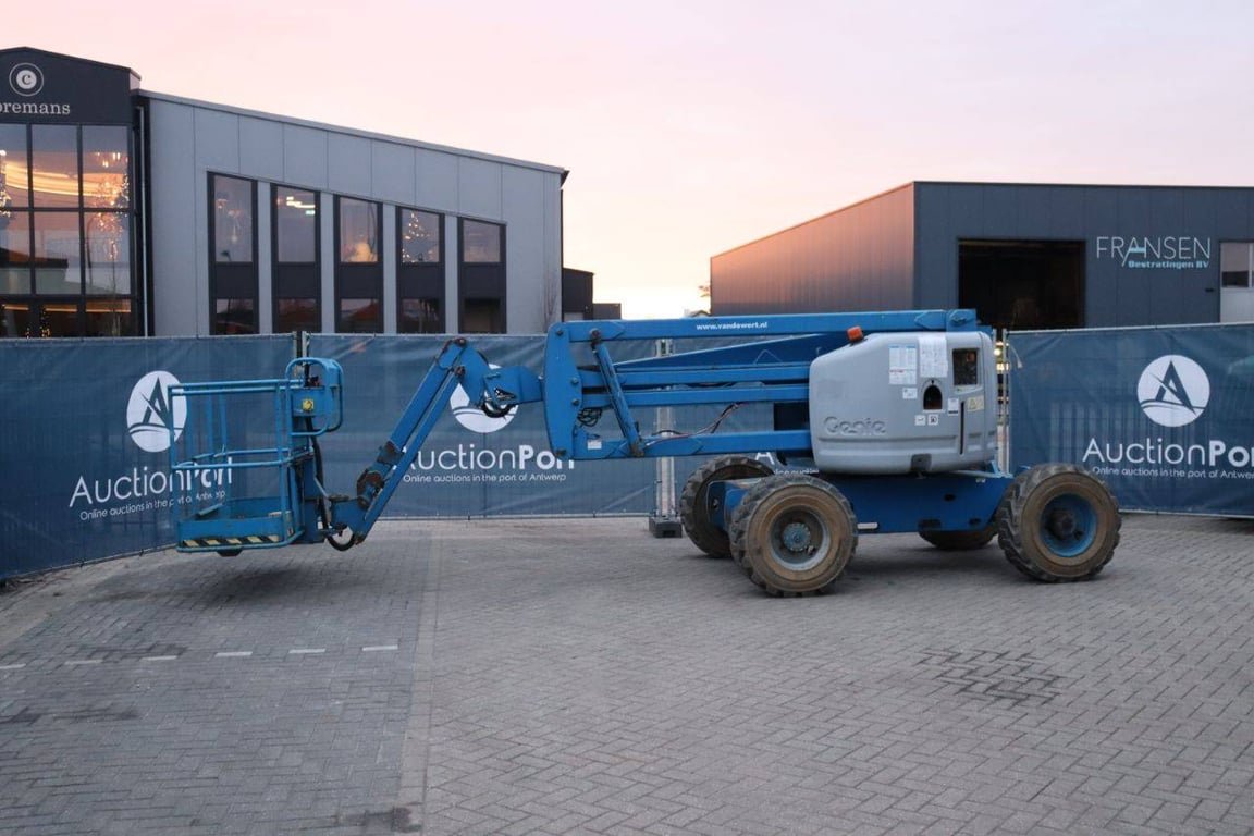 Genie Z45/25J Diesel 16m Articulated Boom Lift 2000 2000 Z45/25J 2000 1