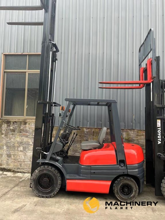 Toyota Forklift 3 Tons Good Quality For Sale 7FDN30 2020 1 Forklift image 4