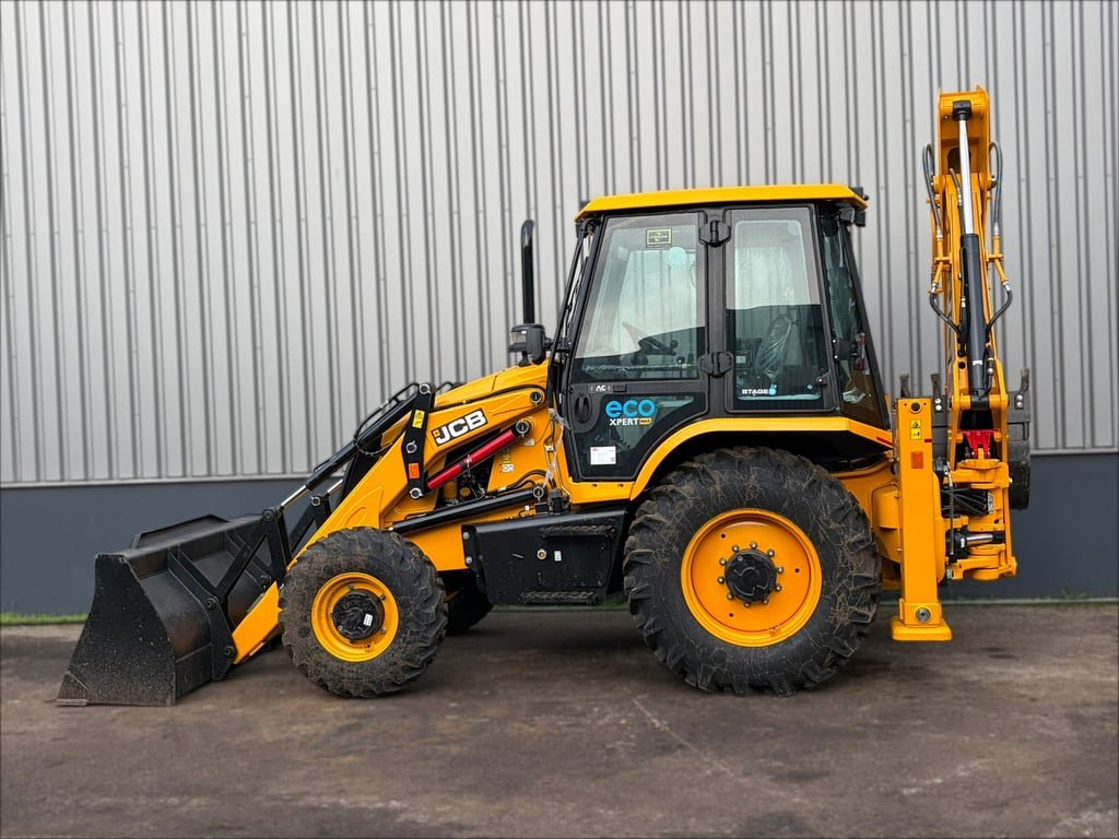 JCB 3DX (3CX) Plus 4x4 AC Cabin Hammerlines 2025 00033733 3DX (3CX) Plus 4x4 AC Cabin Hammerlines 2025 0