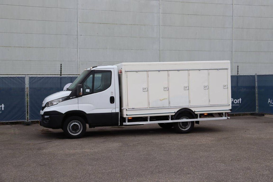 Iveco 35S13 Diesel Box Truck 2016 2016 35S13 2016 1