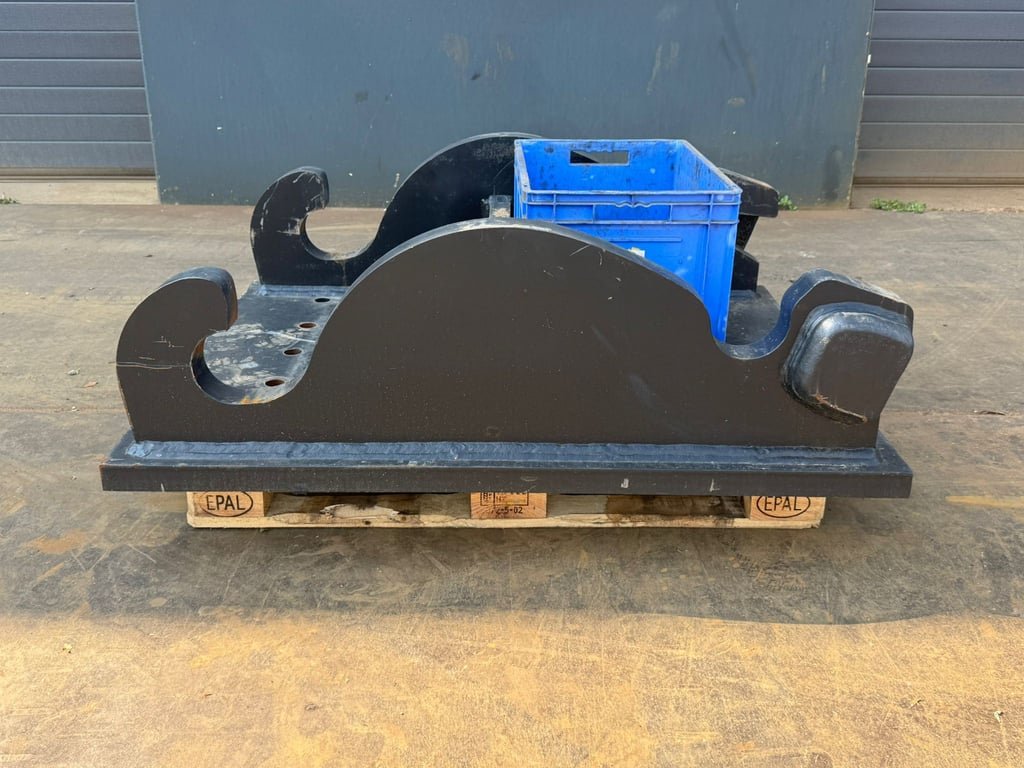 Caterpillar Caterpillar Plate CW70 2021 70001890 Caterpillar Plate CW70 2021 1