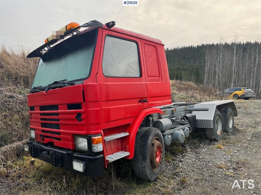 Scania P112 6x2 chassis 1982 21939 P112 6x2 chassis 1982 1