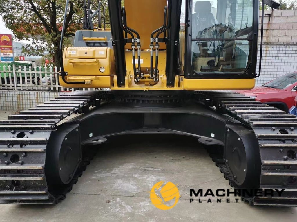 CAT 340 340 2024 2 Crawler Excavators image 2