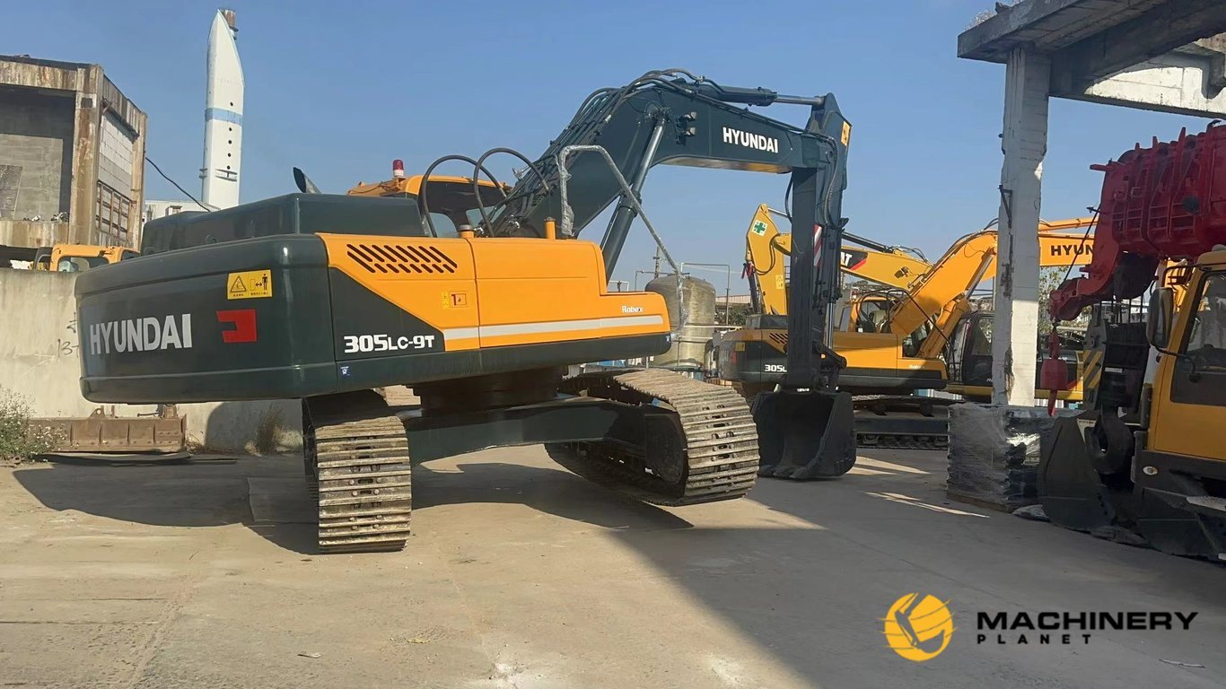 HYUNDAI R305-9T Used 30 TONS Crawler Excavator Original Good Condition GOOD PRICE R305-9T 2019 1 Crawler Excavators
