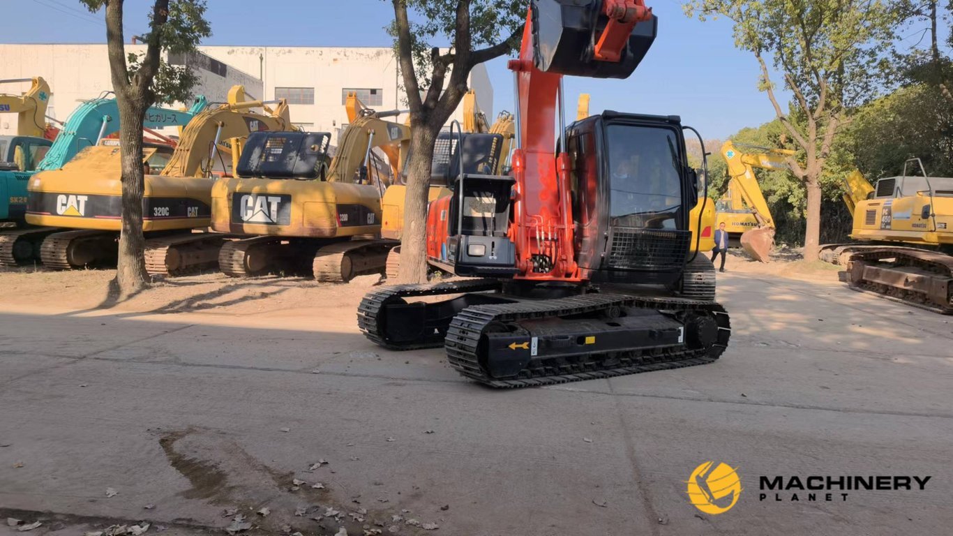 Hitachi ZX120 Crawler Excavator GOOD CONDITION FOR SALE ZX120 2020 1 Crawler Excavators image 3