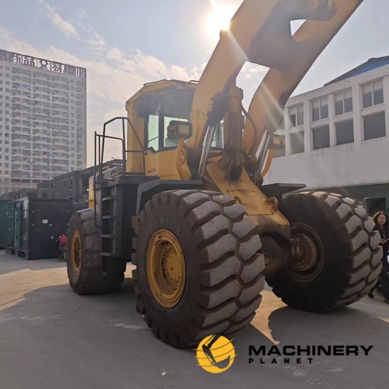 WA600-3 KOMATSU GOOD QUALITY HOT SALE WA600-3 2018 1 Wheel Loaders image 4