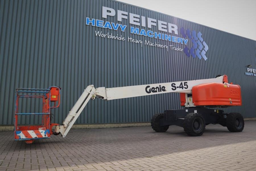 Genie S45 Valid inspection, Diesel, 4x4 Drive, 15.72 m W 2011 GENIE - S45 - 62178 S45 Valid inspection, Diesel, 4x4 Drive,...
