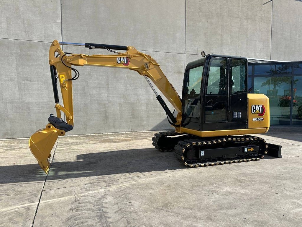 Crawler excavator Caterpillar 305.5E2 Diesel 2017 2017 305.5E2 2017 1 Crawler Excavators