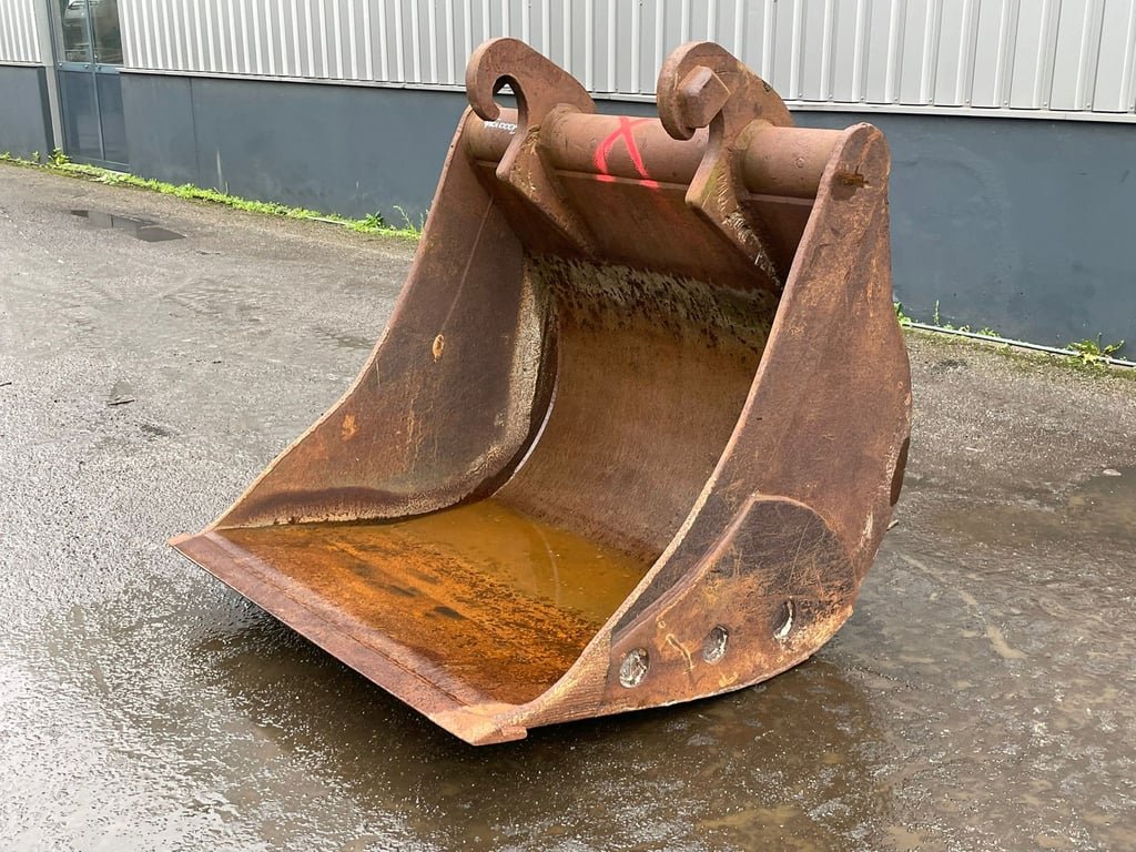 Caterpillar Digging bucket 70001946 Digging bucket 1