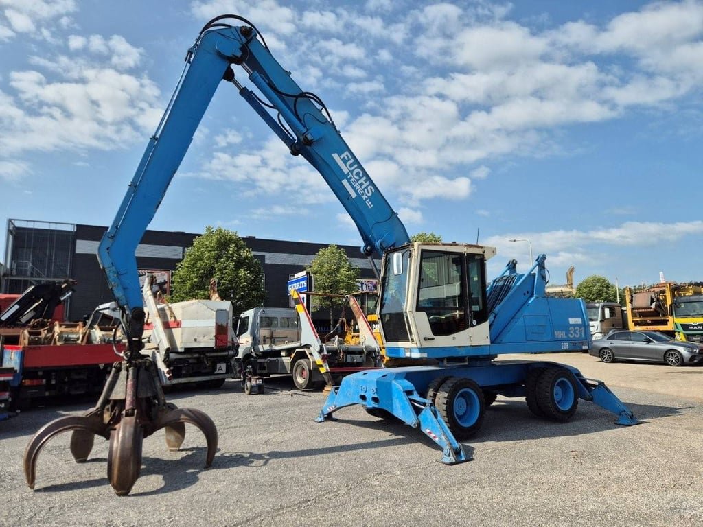 Excavator Fuchs-Terex Fuchs MHL 331 Diesel 99kW 2004 2004 Fuchs MHL331 2004 1 Crawler Excavators
