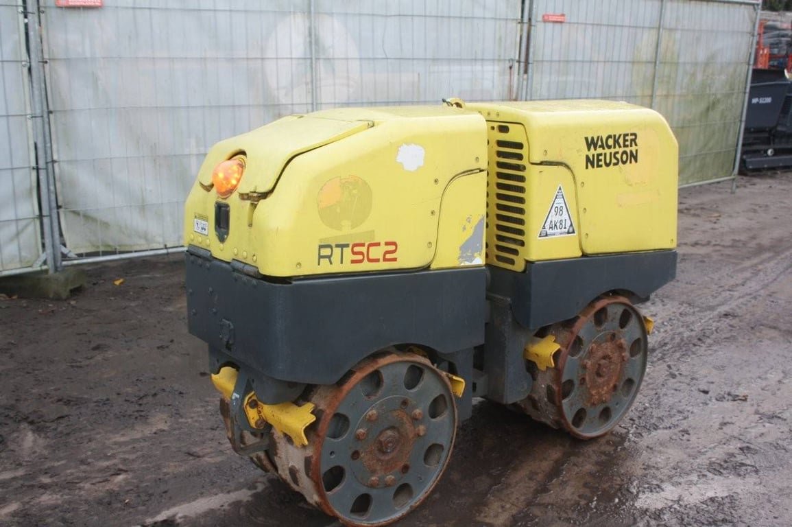 Vibratory roller Wacker Neusen Roller RT Diesel 14kW 2014 2014 Neuson Roller RT 2014 1