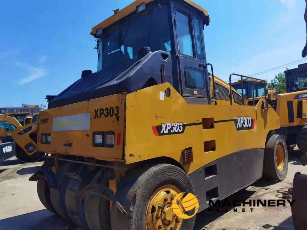 XCMG XP303 Road Roller Used Good Condition XP303 2019 1 image 3